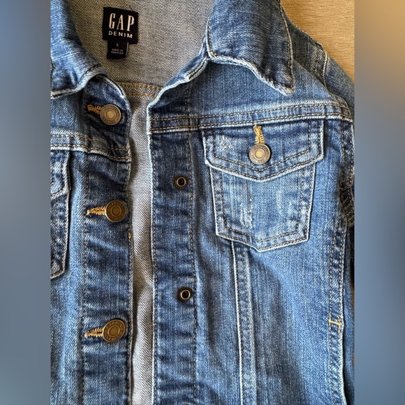 GAP Kids Denim Jean Jacket Size S Classic Blue Stretch Jean Jacket - Picture 3 of 9